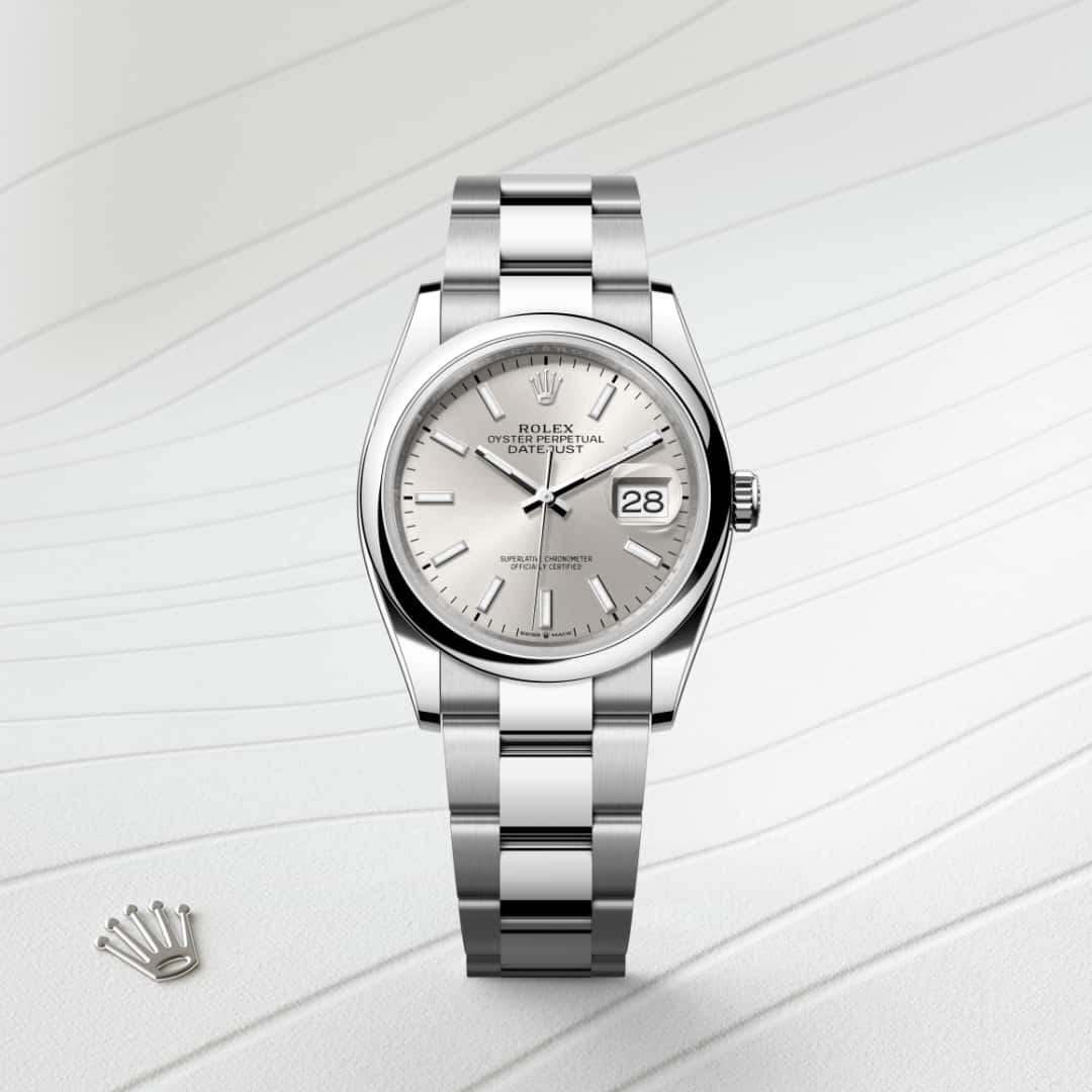 Rolex Datejust 36 in Oystersteel with a silver dial, domed bezel, and Oyster bracelet.