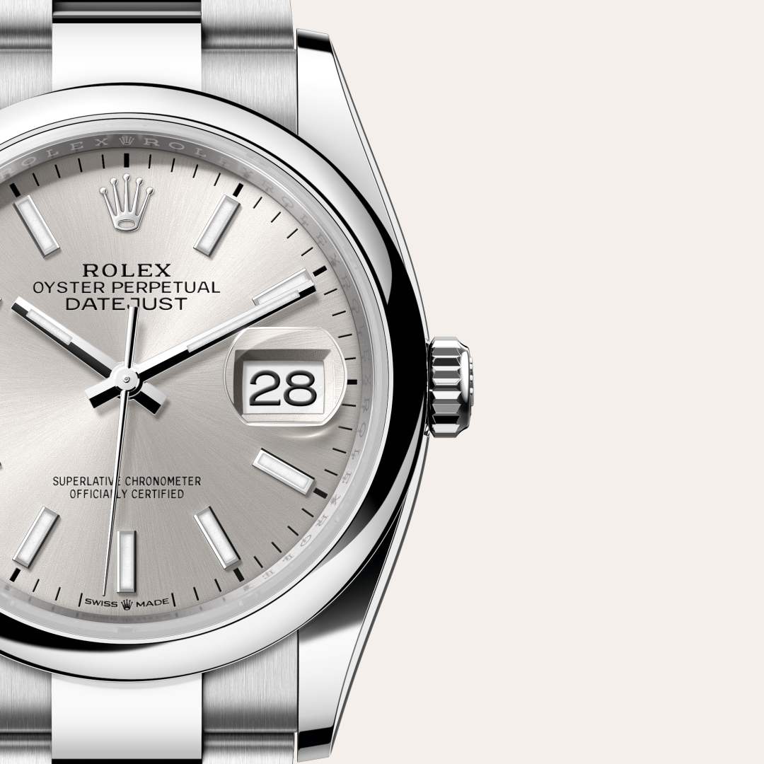 Rolex Datejust 36 in Oystersteel with a silver dial, domed bezel, and Oyster bracelet.