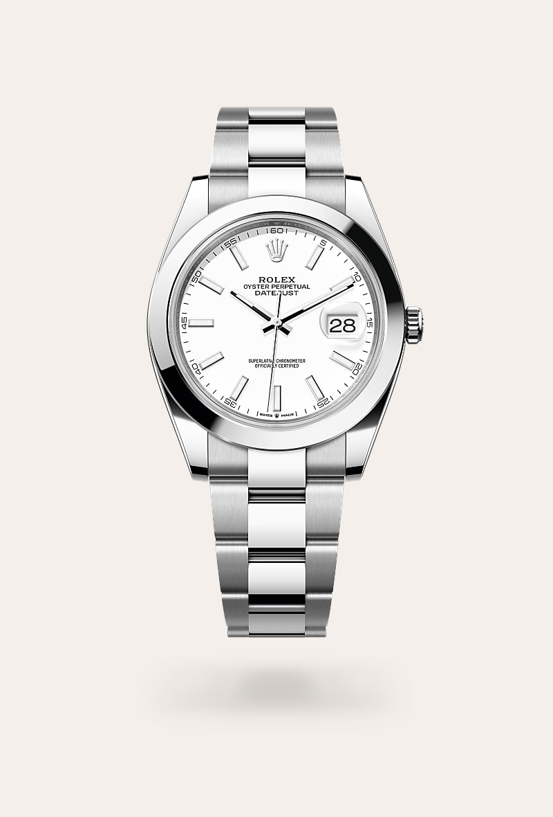 Rolex Datejust 41 in Oystersteel with a white dial, smooth bezel, and Oyster bracelet.
