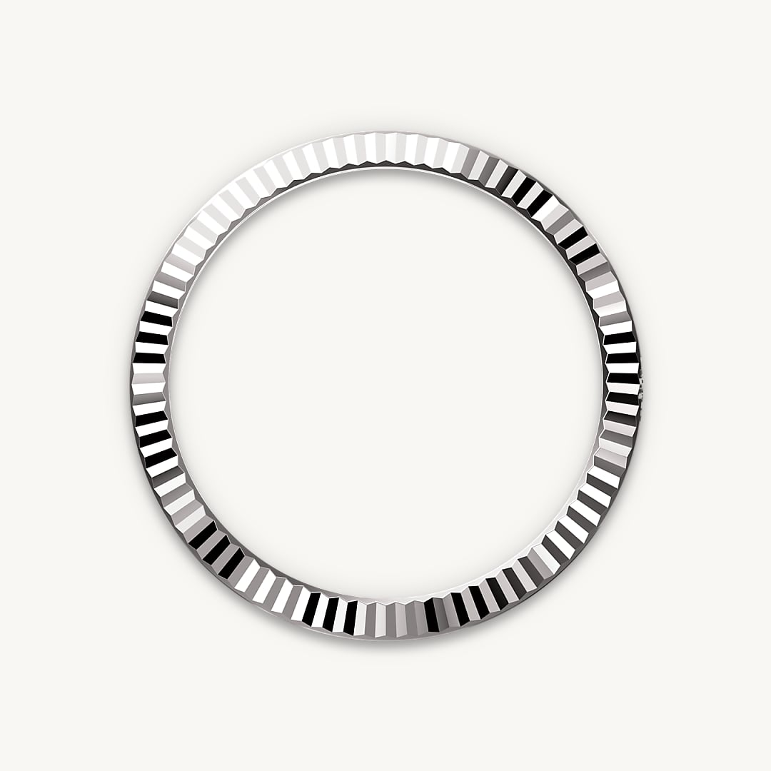 Fluted bezel