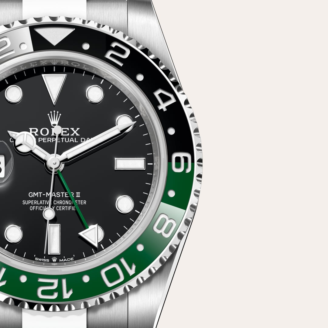 Rolex GMT-Master II in Oystersteel with a black dial, bidirectional rotatable 24-hour graduated bezel. two-colour green and black cerachrom insert in ceramic, moulded numerals and graduations bezel, and Oyster bracelet.