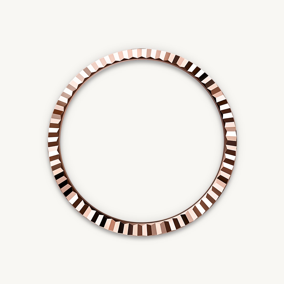 Fluted bezel