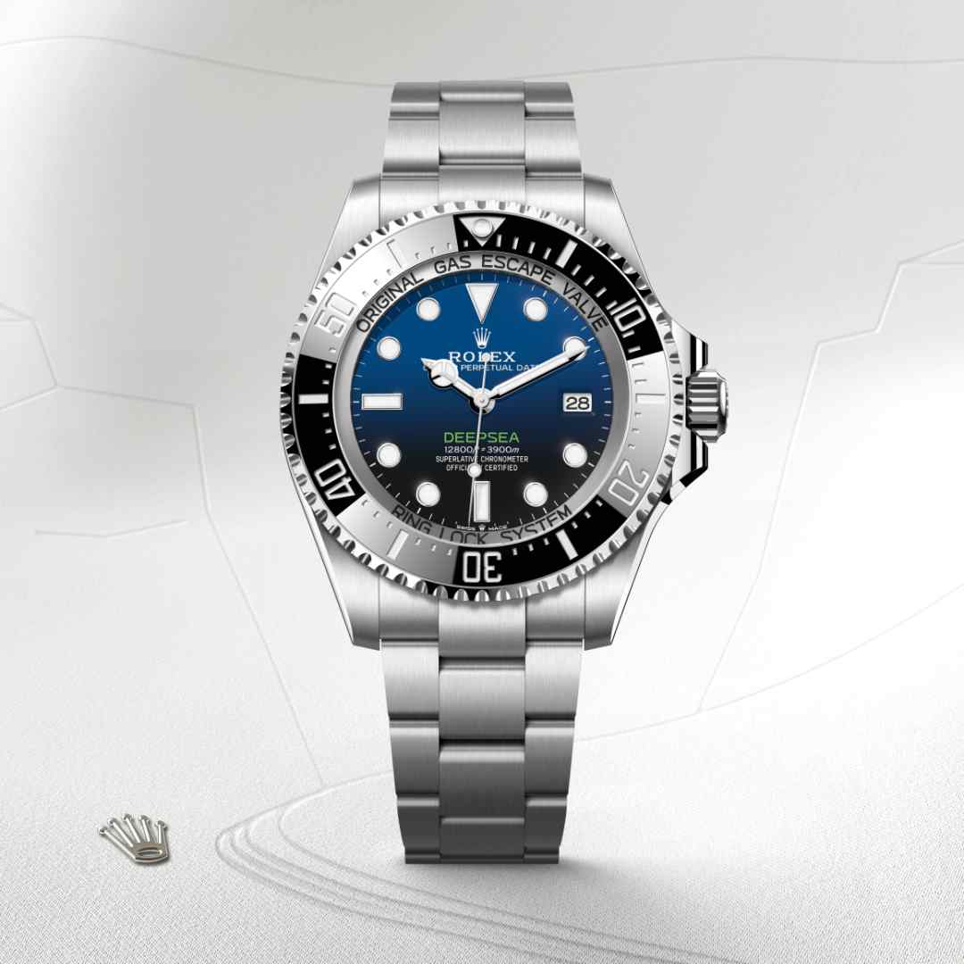 Rolex Rolex Deepsea in Oystersteel with a d-blue dial, unidirectional rotatable 60-minute graduated, scratch-resistant cerachrom insert in black ceramic, numerals and graduations coated in platinum bezel, and Oyster bracelet.
