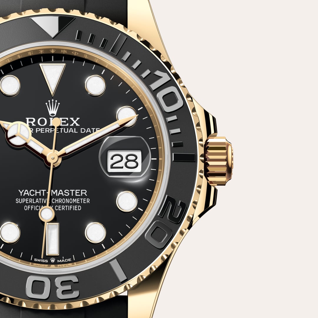 Rolex Yacht-Master 42 in 18 ct yellow gold with a black dial, bidirectional rotatable 60-minute graduated bezel with matt black cerachrom insert in ceramic, polished raised numerals and graduations bezel, and Oysterflex bracelet.