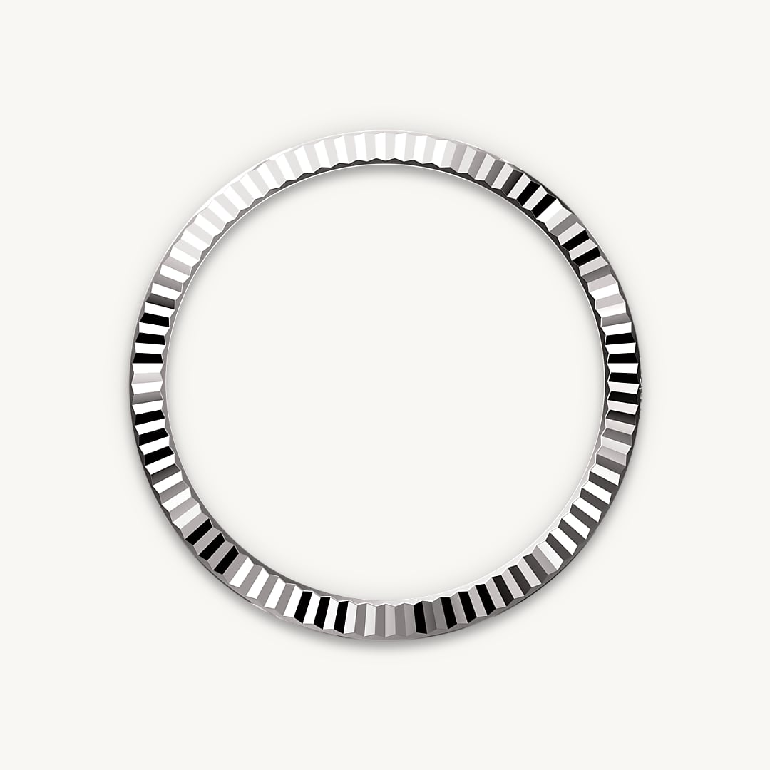 Fluted bezel